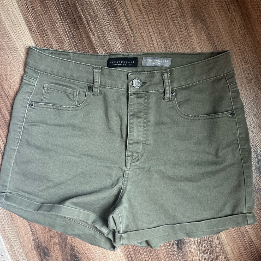 Aeropostale Women's High-Waisted Sage Green Shorts